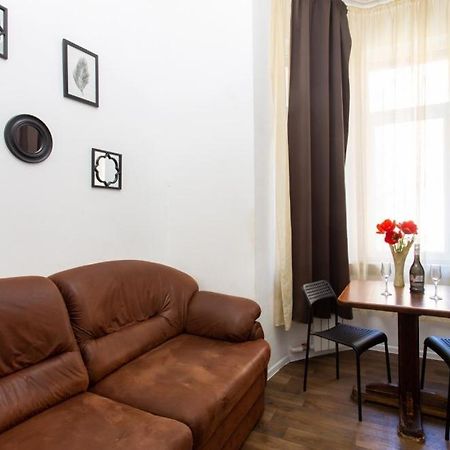 Апартаменти На Сковороди,3Б Charkov Buitenkant foto
